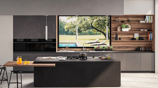 Food warmer with 34 L capacity Built-in turntable