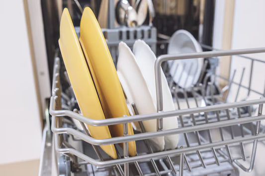 Clean plates and cutlery in an instant